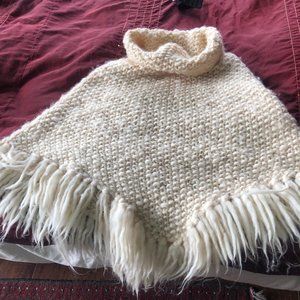 Beautiful Moda International White Wool Poncho